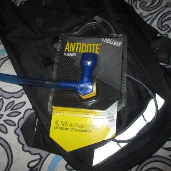 NWT Camelbak Classic  Air National Guard  70oz - Picture 2 of 6